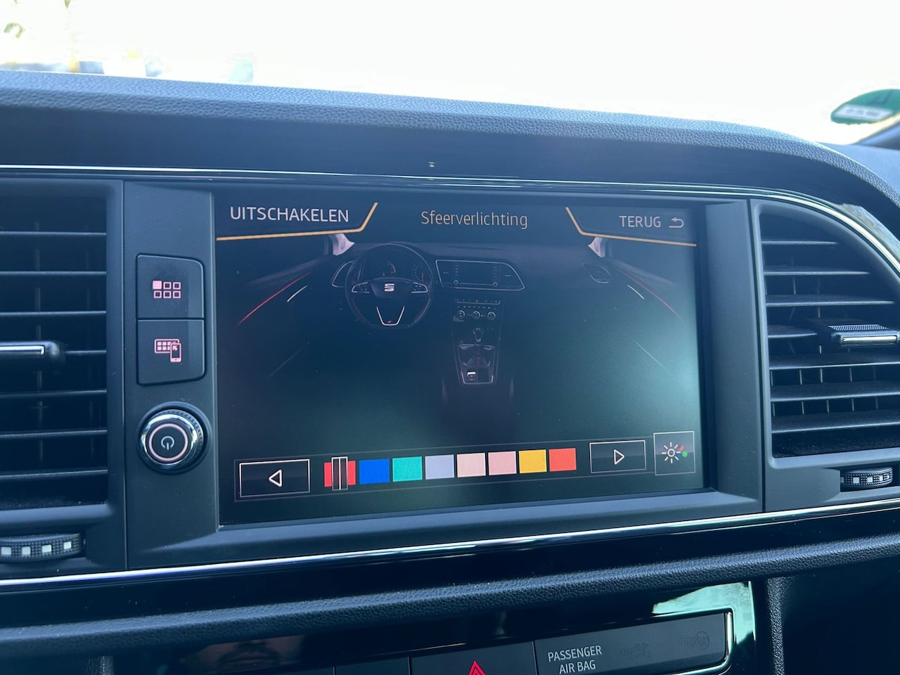 SEAT Leon - 1.8 TSI FR Connect|Camera|Alcantara|Pano|Full-Link