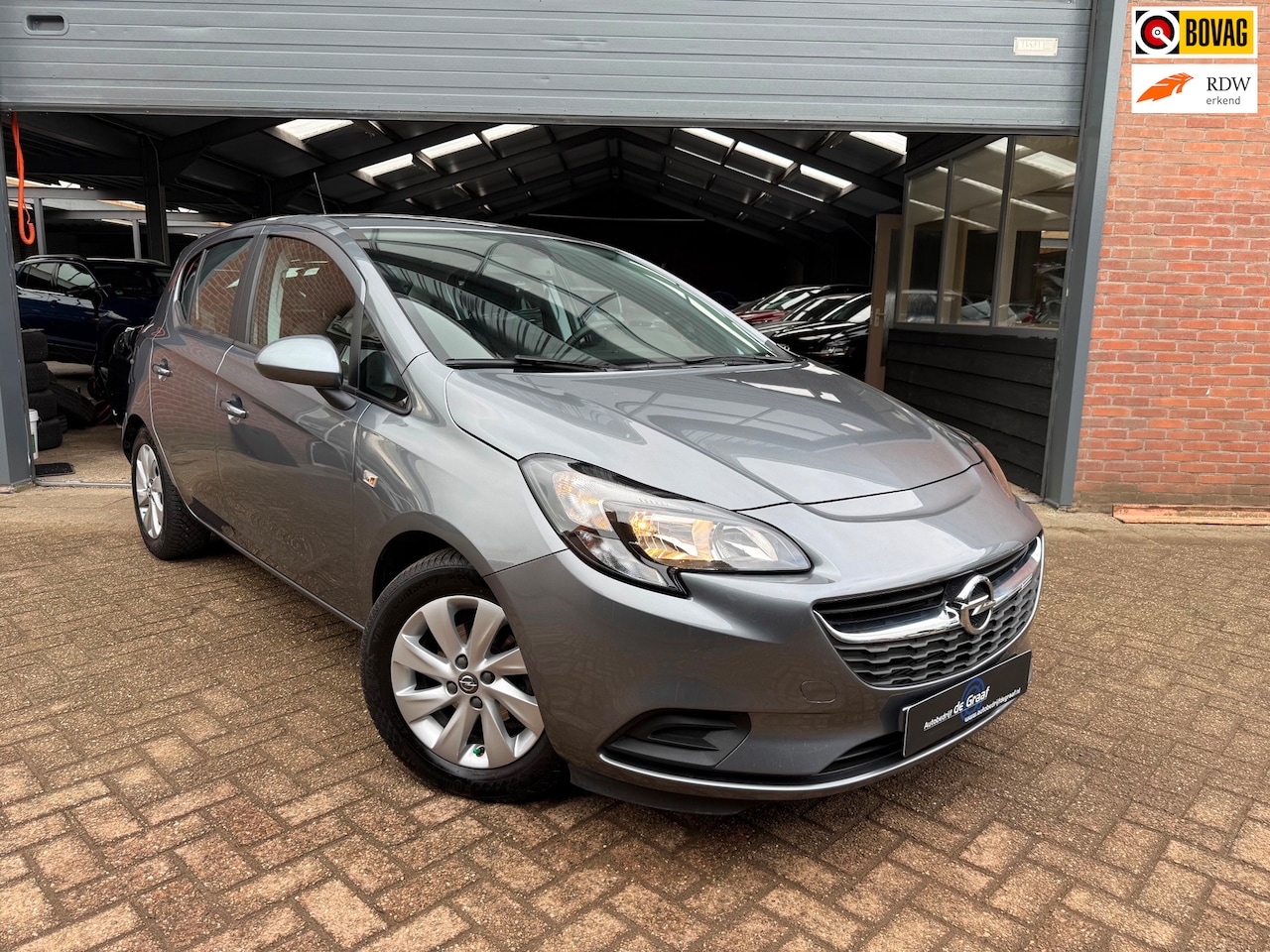 Opel Corsa - 1.4 Innovation|AUTOMAAT/CRUISE/CARPLAY/PDC/ KM 27500 - AutoWereld.nl
