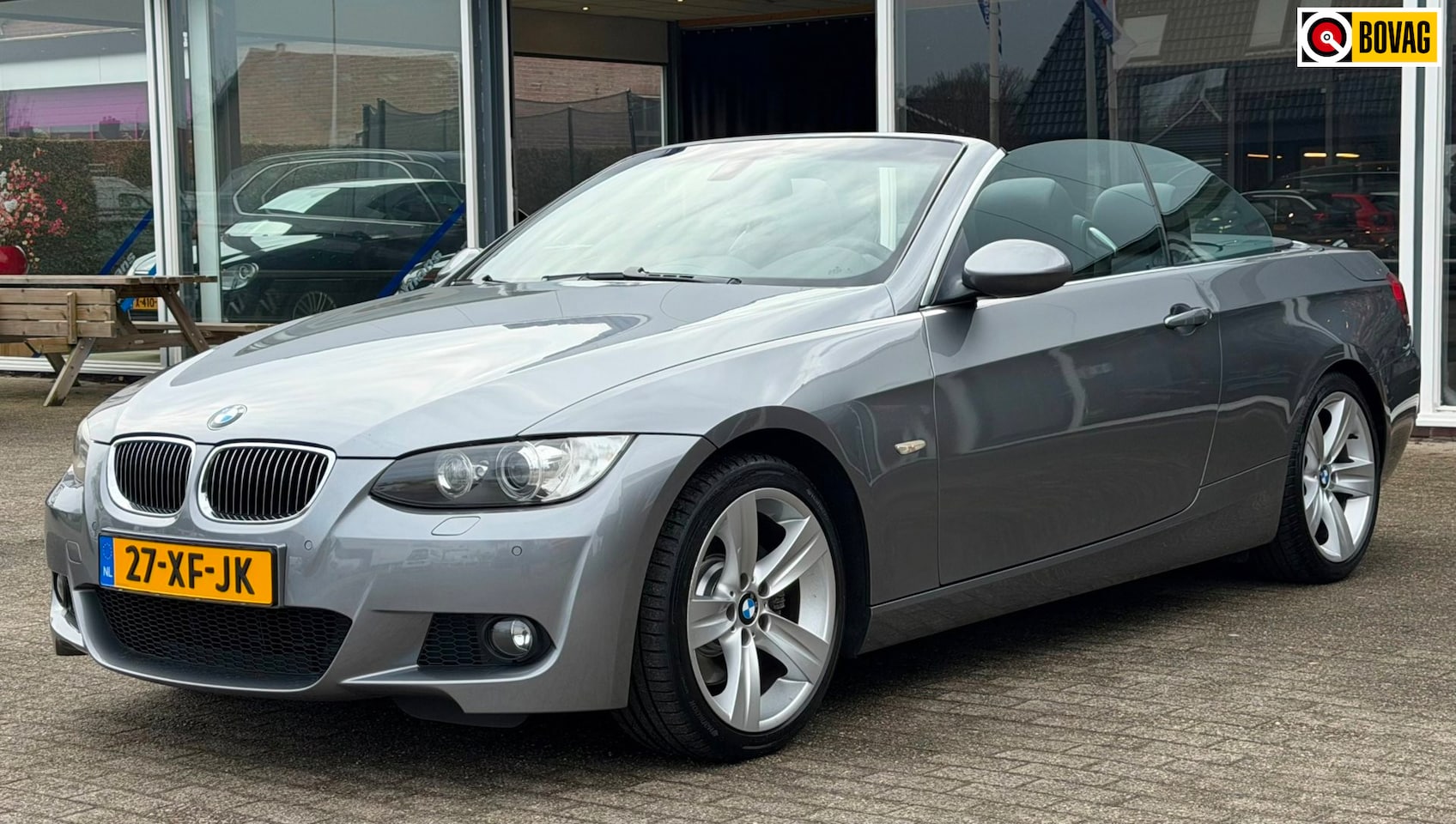 BMW 3-serie Cabrio - 325i High Exe / AUTOMAAT / NL AUTO / LEDER / XENON - AutoWereld.nl