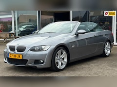 BMW 3-serie Cabrio - 325i High Exe / AUTOMAAT / NL AUTO / LEDER / XENON