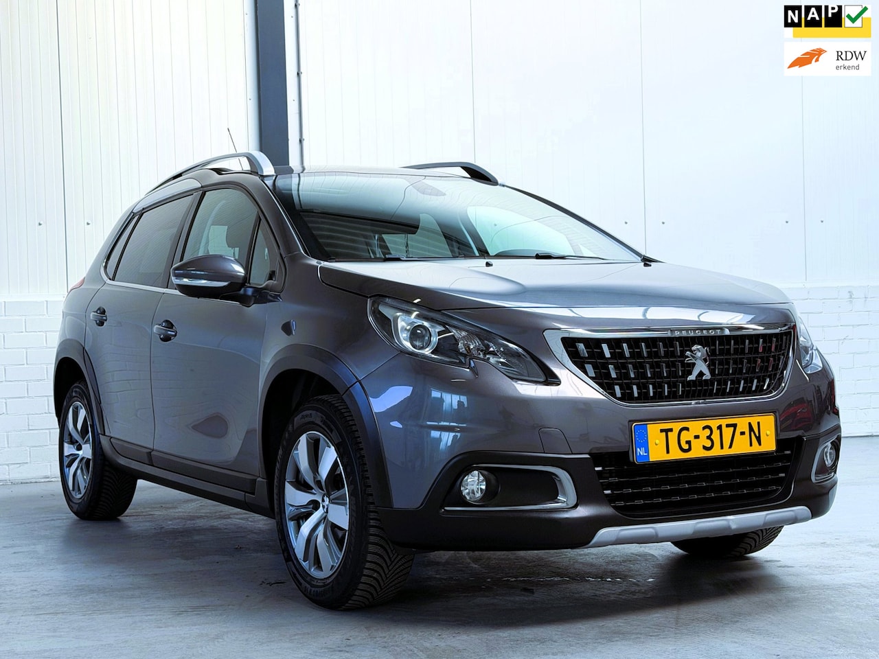 Peugeot 2008 - 1.2 PureTech Allure|Org NL|Camera - AutoWereld.nl