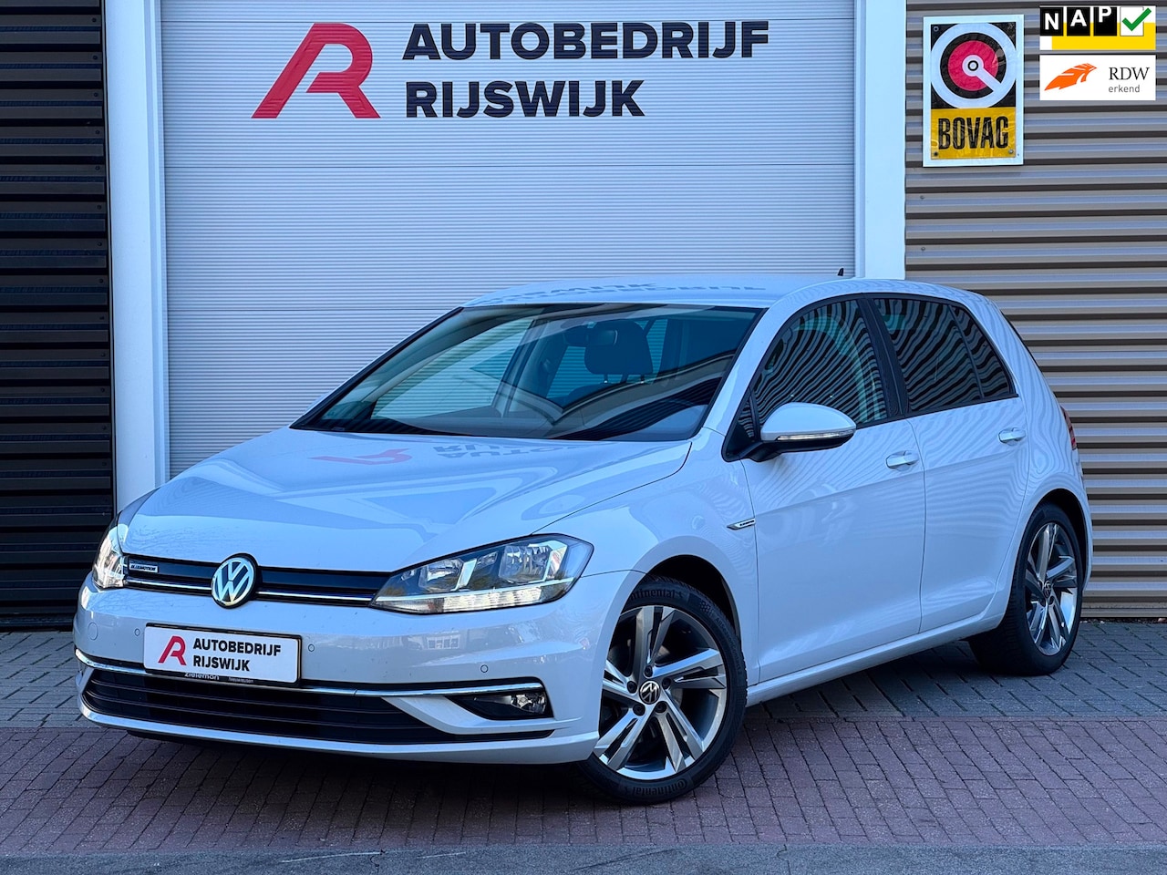 Volkswagen Golf - 1.5 TSI Comfortline AppleCarPlay - AutoWereld.nl