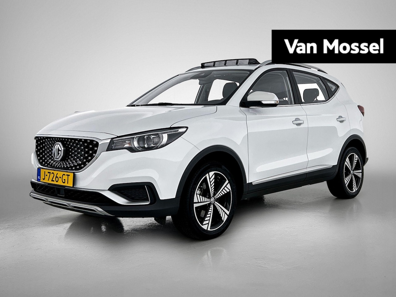 MG ZS - Luxury 45 kWh | VERWACHT | 94% SOH | LEER | PANO-SCHUIFDAK | CAMERA | NAVIGATIE | STOELVER - AutoWereld.nl