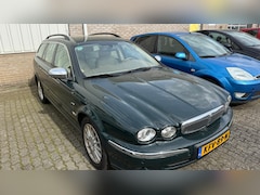 Jaguar X-type Estate - 2.5 V6 Executive