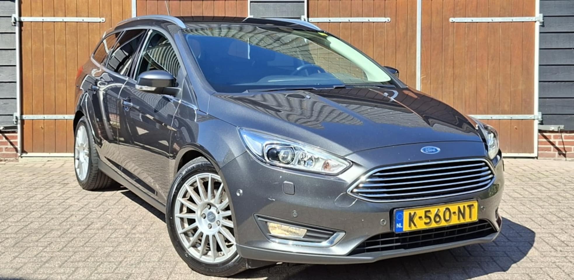 Ford Focus Wagon - 1.0 Trend Edition 1.0 Trend Edition, Android auto, Trekhaak, Automaat, Camera, Stu - AutoWereld.nl