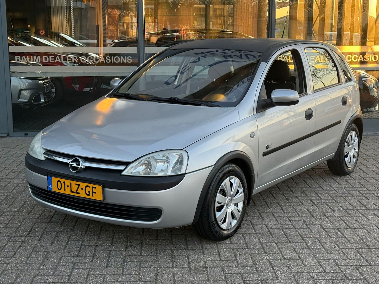 Opel Corsa - 1.4-16V Njoy Automaat Airco-Ecc 5Drs - AutoWereld.nl