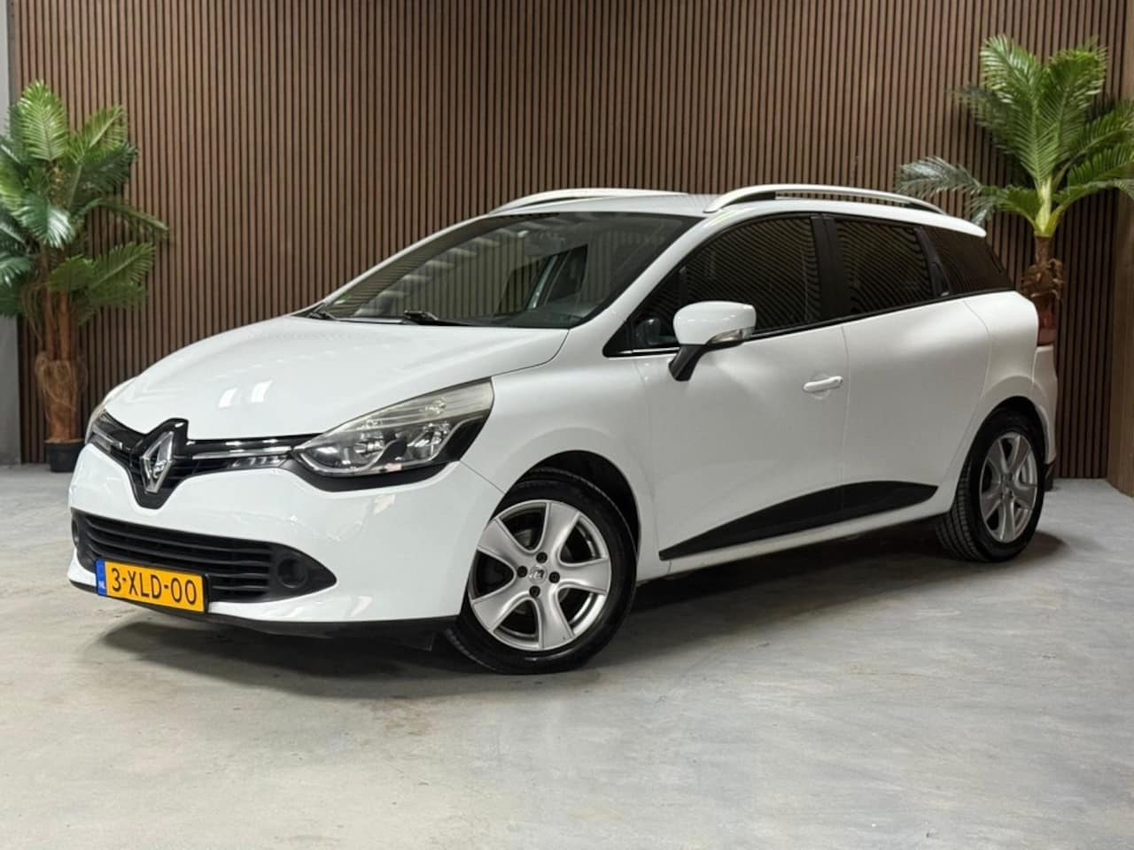 Renault Clio Estate - 0.9 TCe Expression Nieuw D. Ketting - AutoWereld.nl