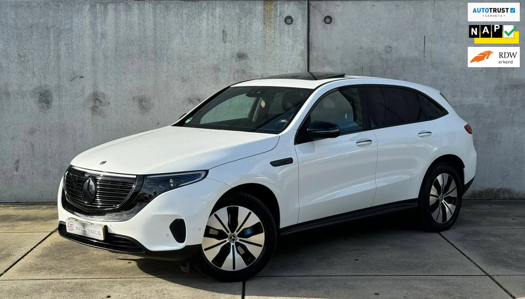 Mercedes-Benz EQC - 400 4MATIC SOH 94% 80kWh PANO NAP BTW - AutoWereld.nl