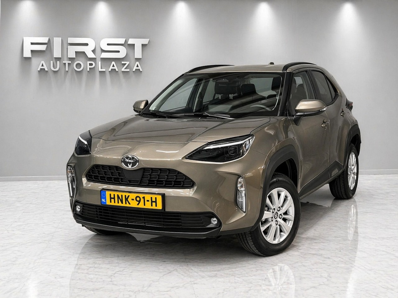 Toyota Yaris Cross - 1.5 Hybrid 115 Active CARPLAY/CAMERA/PDC/AUTOMAAT - AutoWereld.nl