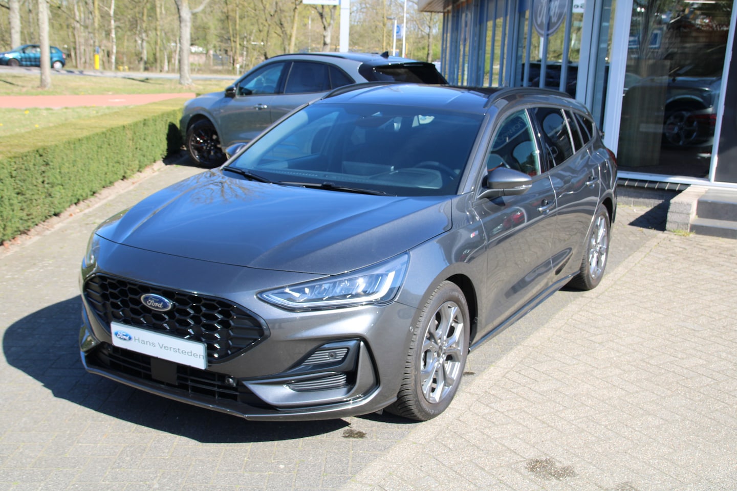 Ford Focus Wagon - 1.0 EcoBoost 155 PK AUT. Hybrid ST Line X TREKHAAK AFNEEMBAAR | WINTERPACK | HEAD-UP - AutoWereld.nl