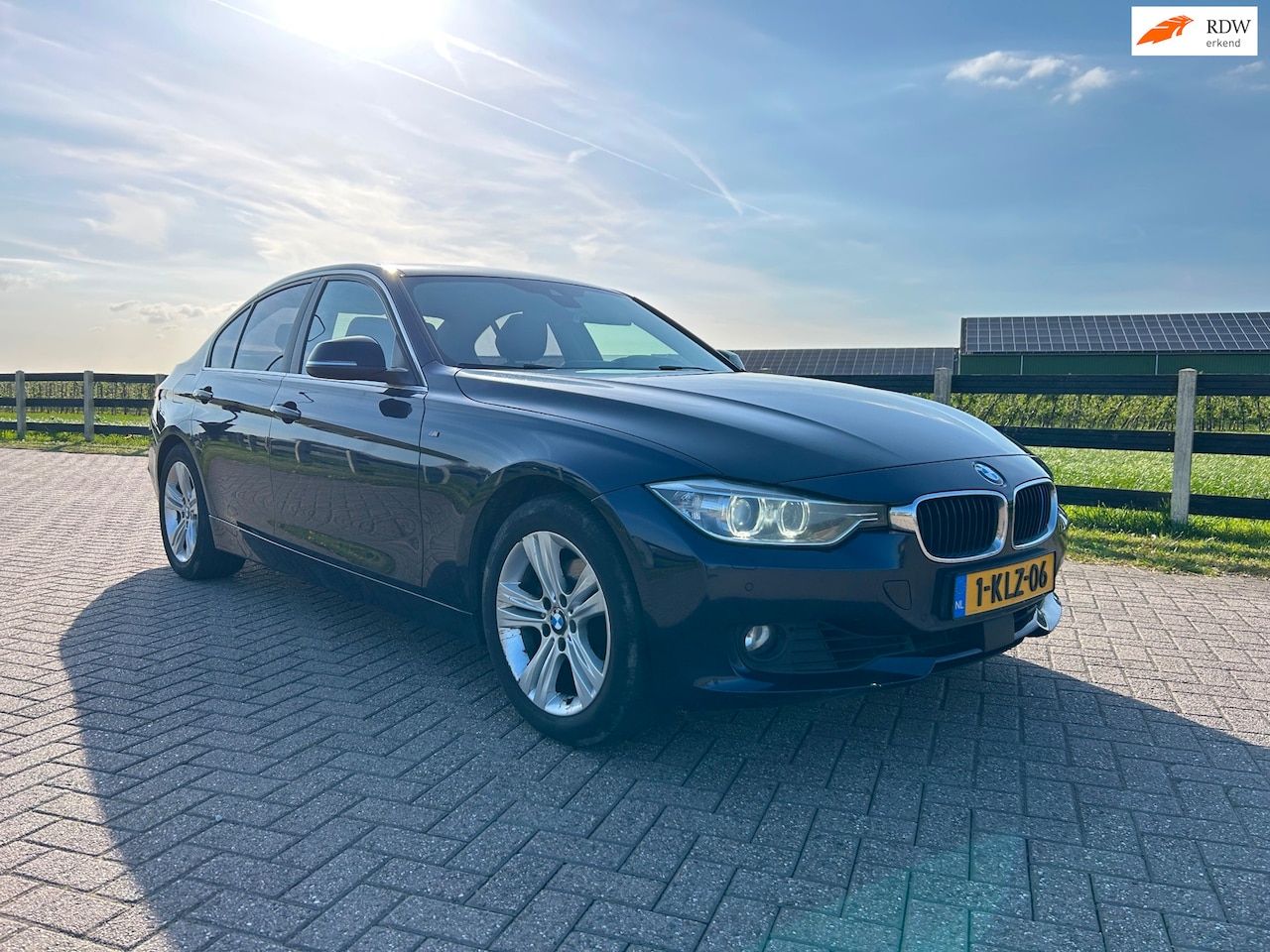 BMW 3-serie - 320i xDrive High Executive 320i xDrive High Executive - AutoWereld.nl