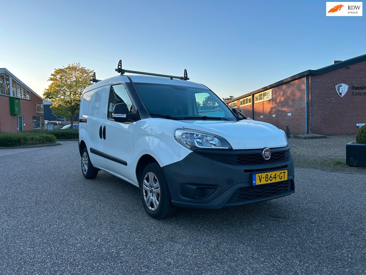 Fiat Doblò Cargo - 1.3 MJ L1 Airco|BT|Marge - AutoWereld.nl