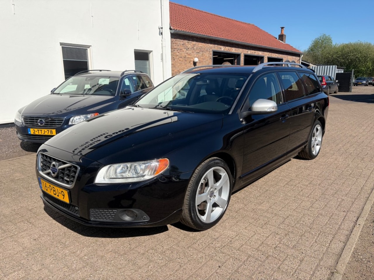 Volvo V70 - 2.0T R-Design 2.0T R-design - AutoWereld.nl
