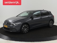 Volkswagen Golf - 1.0 eTSI Life Business | Stoelverwarming | Massage | Carplay | Adaptive cruise | Sfeerverl