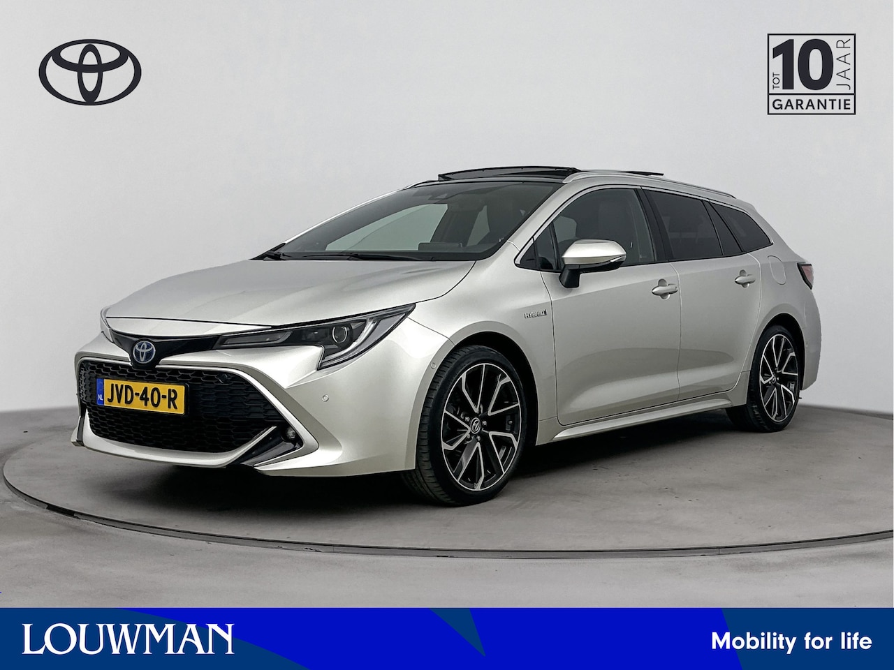 Toyota Corolla Touring Sports - 2.0 Hybrid Executive Plus | Panoramadak | Stuur- en stoelvewrwarming | - AutoWereld.nl