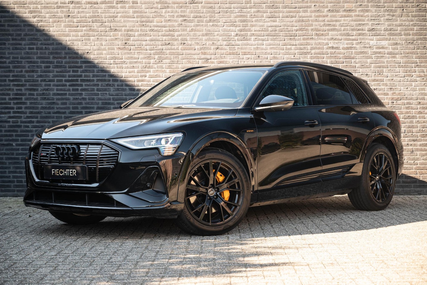 Audi e-tron - 50 quattro S Line Black Edition 71 Kwh - AutoWereld.nl