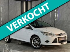 Ford Focus - 1.0 EcoBoost Lease Trend Navi | Cruise | Airco | Start/Stop | Stuurbed | Trekhaak | Velgen