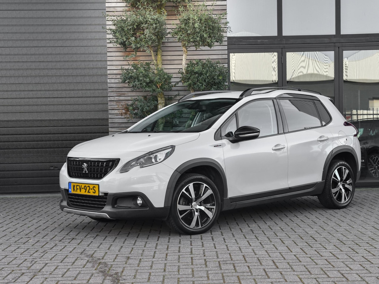 Peugeot 2008 - 1.2 PureTech GT-Line 1.2 PureTech GT-Line - AutoWereld.nl