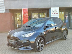 Toyota Yaris - 1.5 Hybrid 130 EXECUTIVE NIEUW DIRECT LEVERBAAR STOEL/STUURVERW 17'' LM-VELGEN PARK-SENSOR