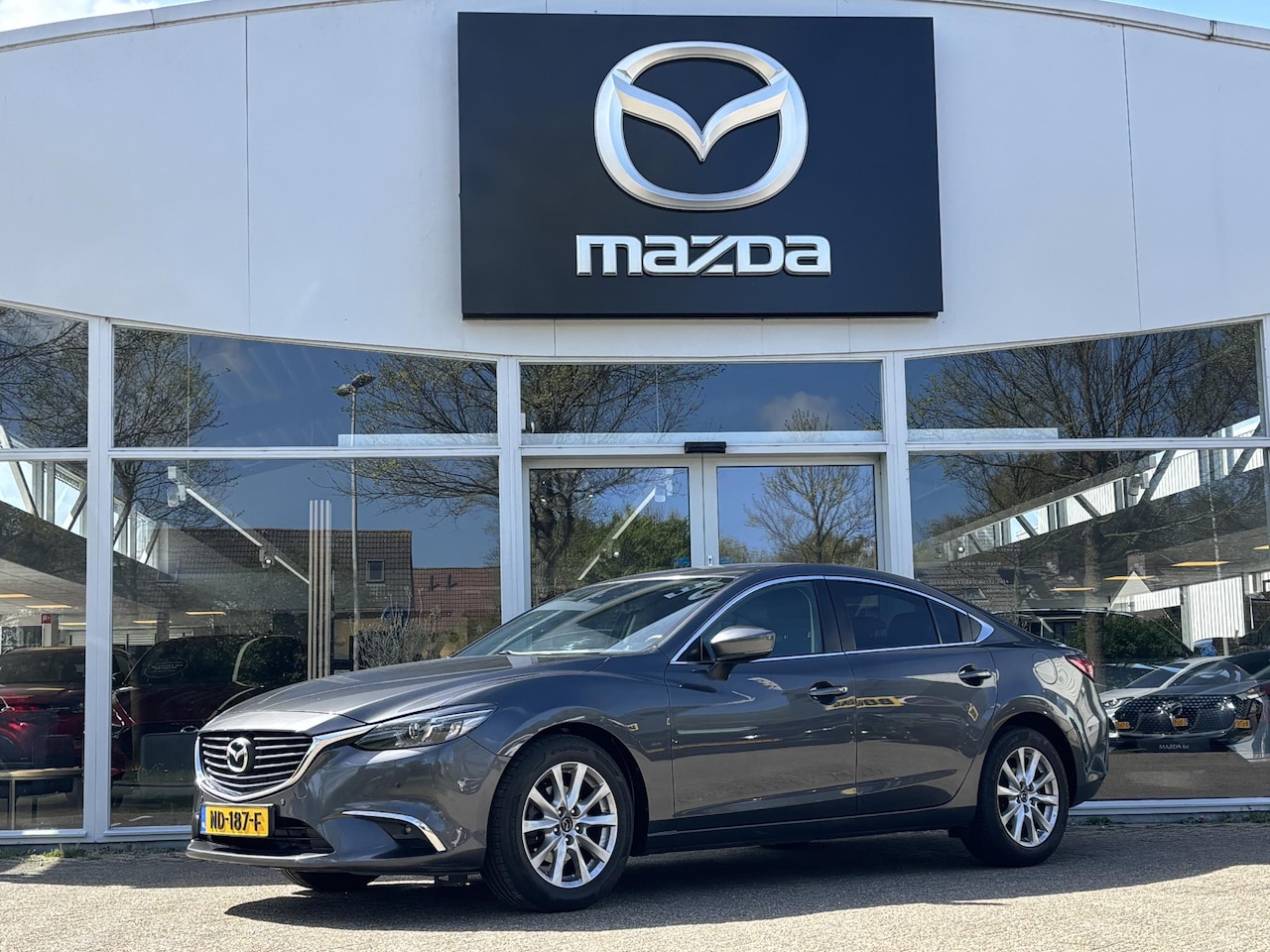 Mazda 6 - 2.0 SkyActiv-G 145 Skylease+ NL-Auto, Dealer Onderh., Navigatie, Apple Carplay / Android A - AutoWereld.nl