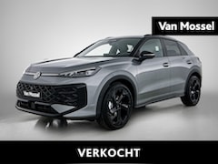 Volkswagen T-Roc - 1.5 eTsi R-Line First Edition 150 PK Automaat | Black Style | Trekhaak | 20" Lichtmetalen