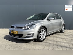Volkswagen Golf - 1.2 TSI Connected Series Airco Pano Cruise