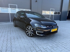 Volkswagen Golf - 1.4 TSI GTE