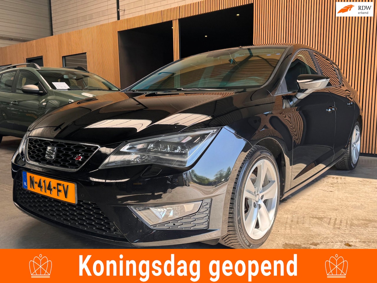 SEAT Leon ST - 1.4 EcoTSI FR Connect Automaat Stoelverw.|Navi|Carplay|LED|Clima - AutoWereld.nl