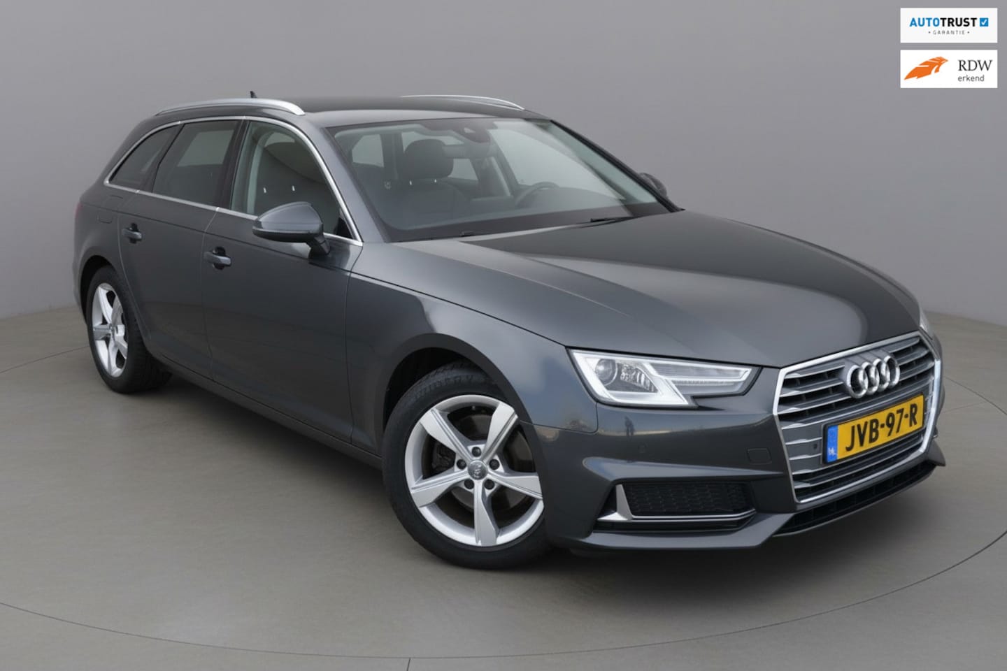 Audi A4 - 2.0 TFSI|190PK| Sport|Leder|Trekhaak|Navigatie| - AutoWereld.nl
