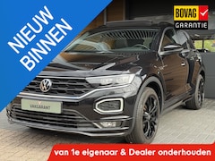 Volkswagen T-Roc - 1.5 TSI Sport R Panodak, Carpl, Cam, Cruise, Pdc