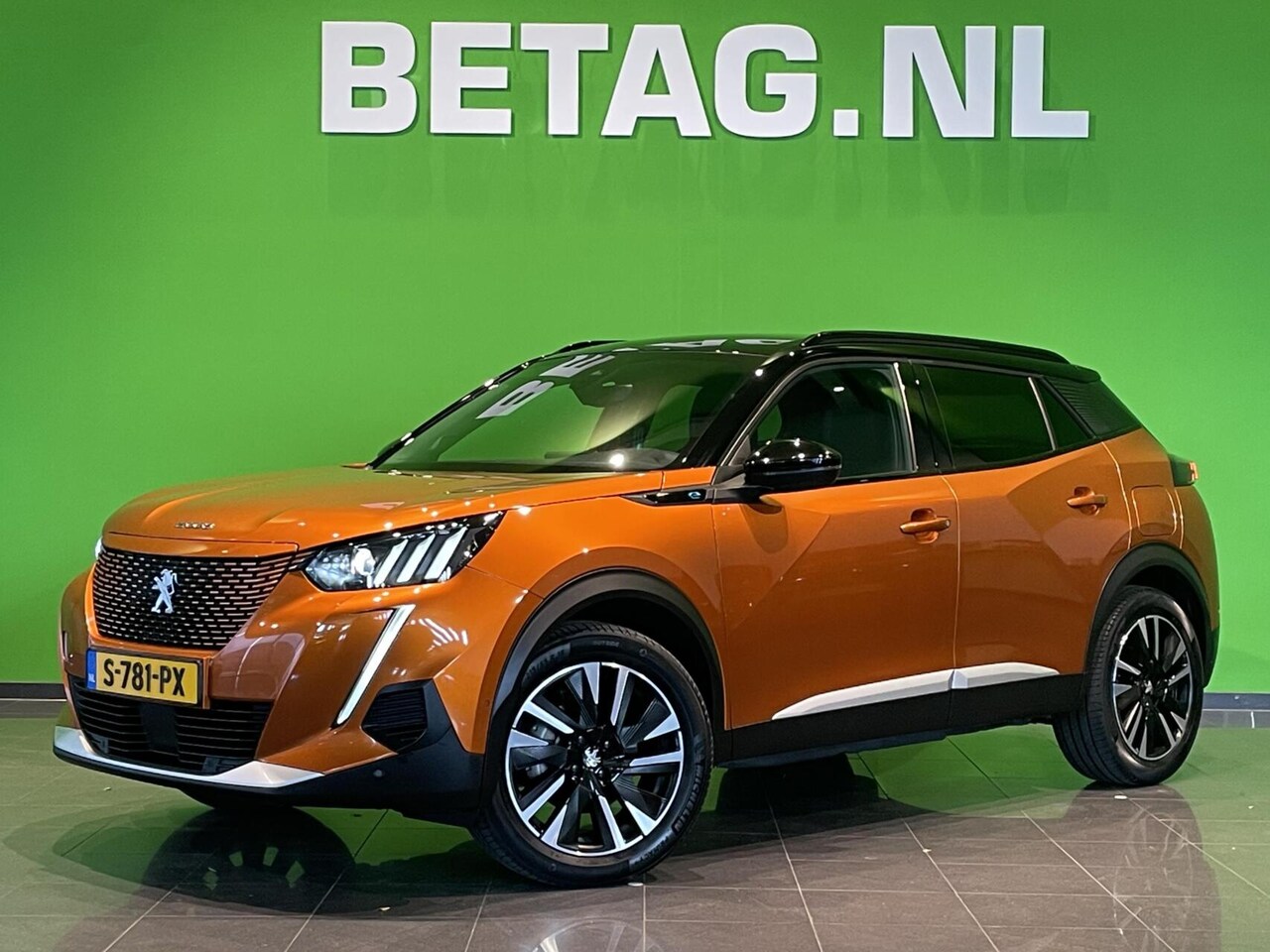 Peugeot e-2008 - EV GT 50 kWh | SOH 100% | Camera | Adaptive | - AutoWereld.nl