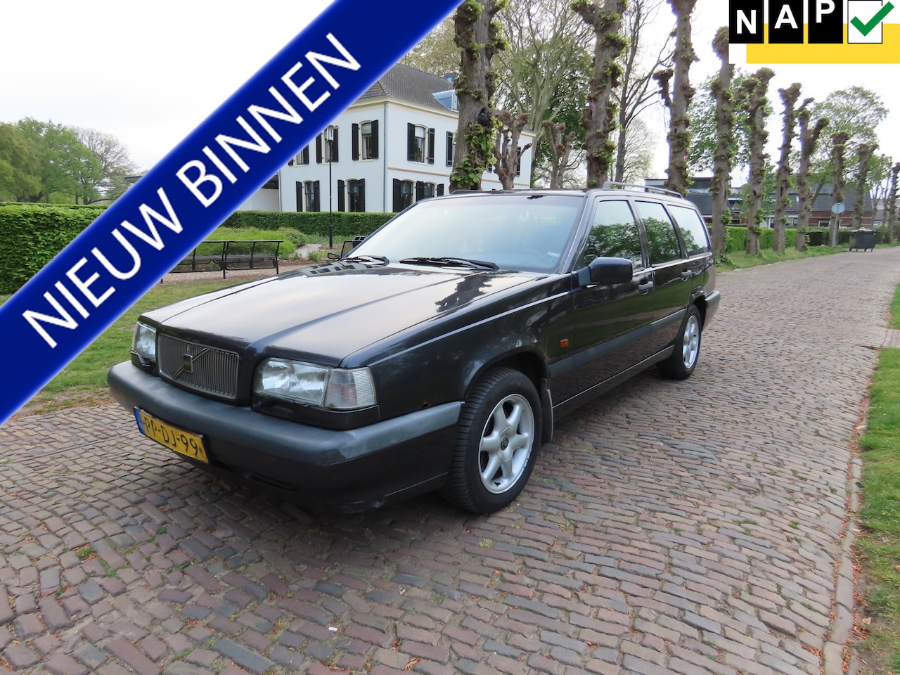 Volvo 850 - 2.5 Comfort-Line Airco 7 Persoons Leer/Stof LM Velgen Trekhaak - AutoWereld.nl