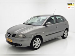 SEAT Ibiza - 1.4-16V Sensation CLIMA NAVI APPLE CARPLAY