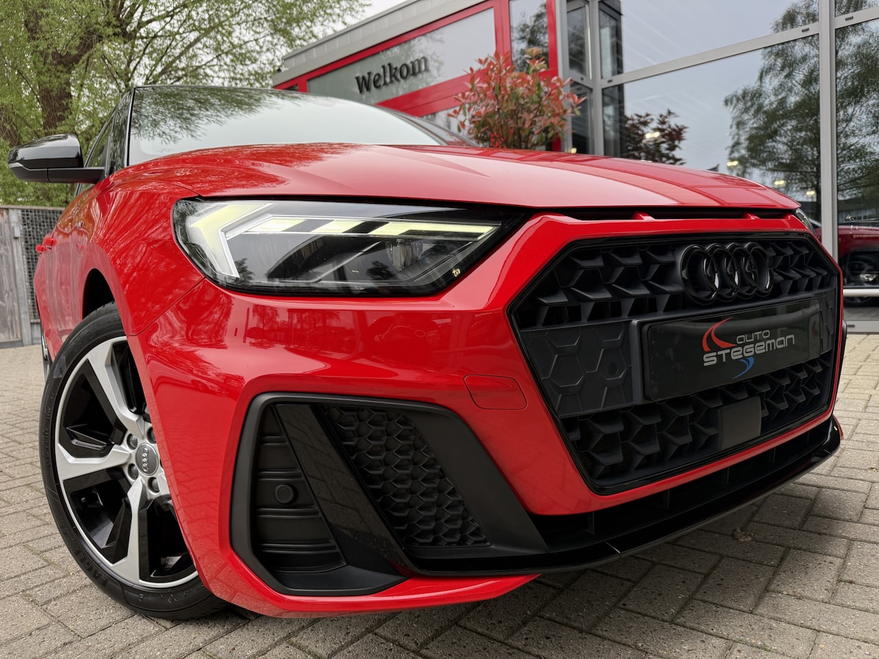 Audi A1 Sportback - 35 TFSI 150PK AUT. *!* 2x S-LINE *!* NAVI/ RADAR/ CARPLAY/ LED/ CAMERA *!* - AutoWereld.nl