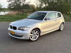 BMW 1-serie - 116i High Executive Trekhaak StoelVW Cruise