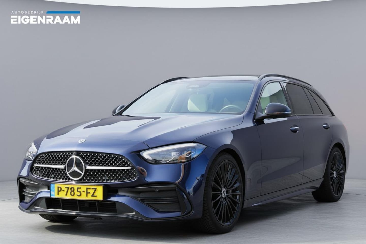Mercedes-Benz C-klasse Estate - 200 AMG Line | Pano | Org. NL | ACC - AutoWereld.nl