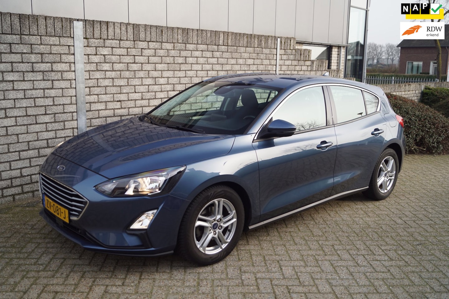 Ford Focus - 1.0 EcoBoost Trend Edition Business 5 Deurs Navi Airco Apple Carplay Sportst Cruise 2x PDC - AutoWereld.nl