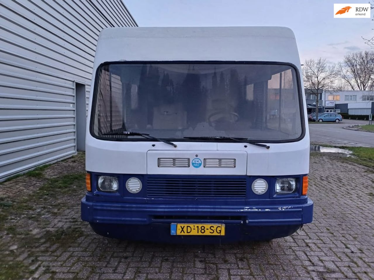 PEUGEOT J5/280G52 KAMPEERAUTO