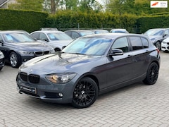 BMW 1-serie - 116i Business|Nieuwe Ketting + Klepseals|Carplay|Cruise control|Climate control|Trekhaak|1