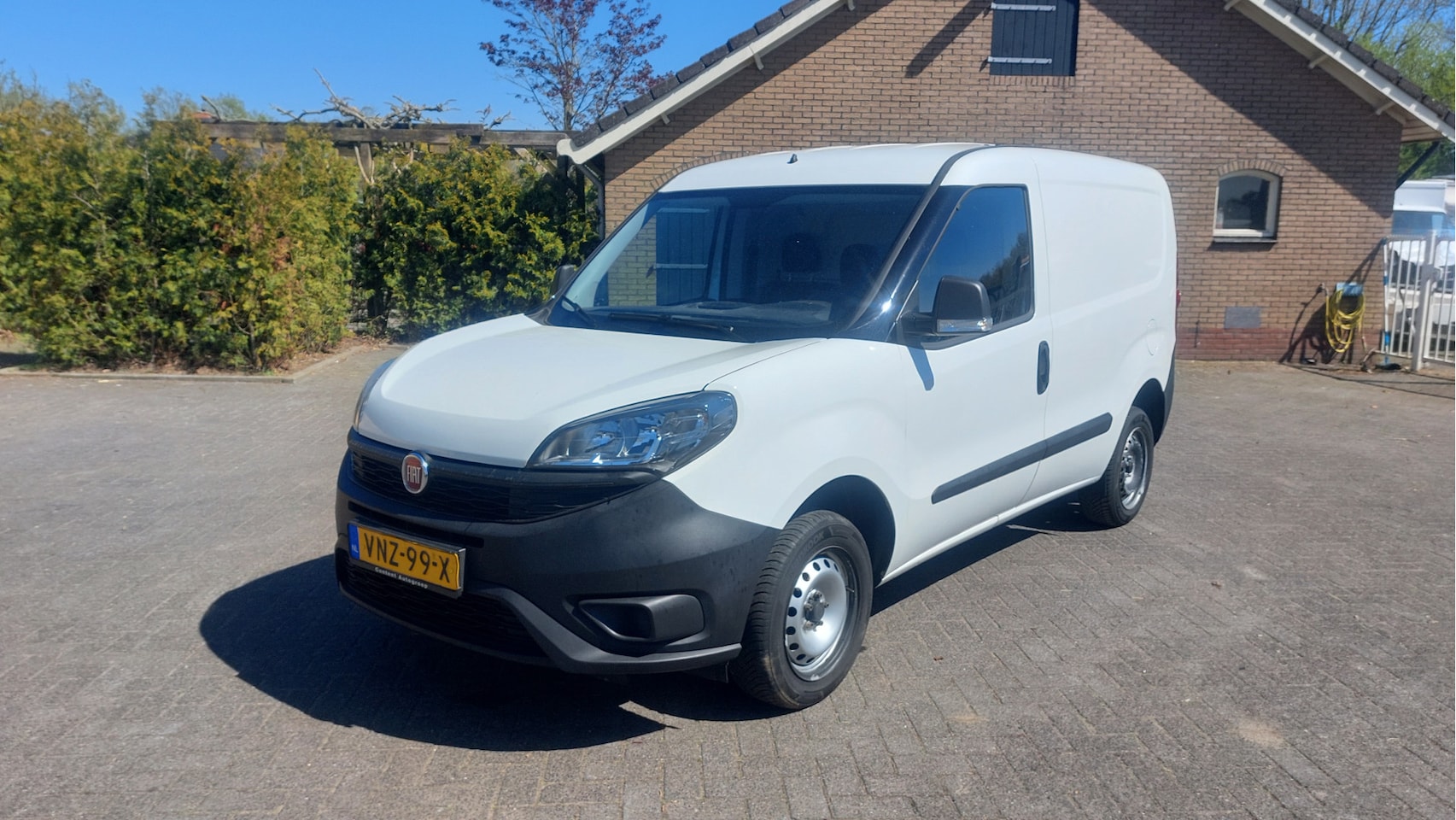 Fiat Doblò Cargo - 1.6 MJ L1H1 AIRCO BJ 2022 MOTOR DEFECT - AutoWereld.nl