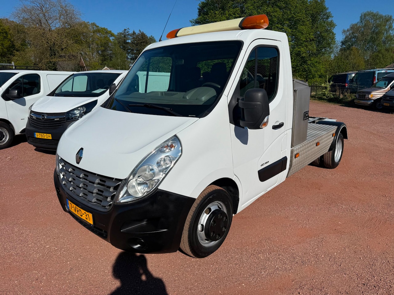 Renault Master - T35 2.3 dCi N1 BE Trekker 9.6 TON - AutoWereld.nl
