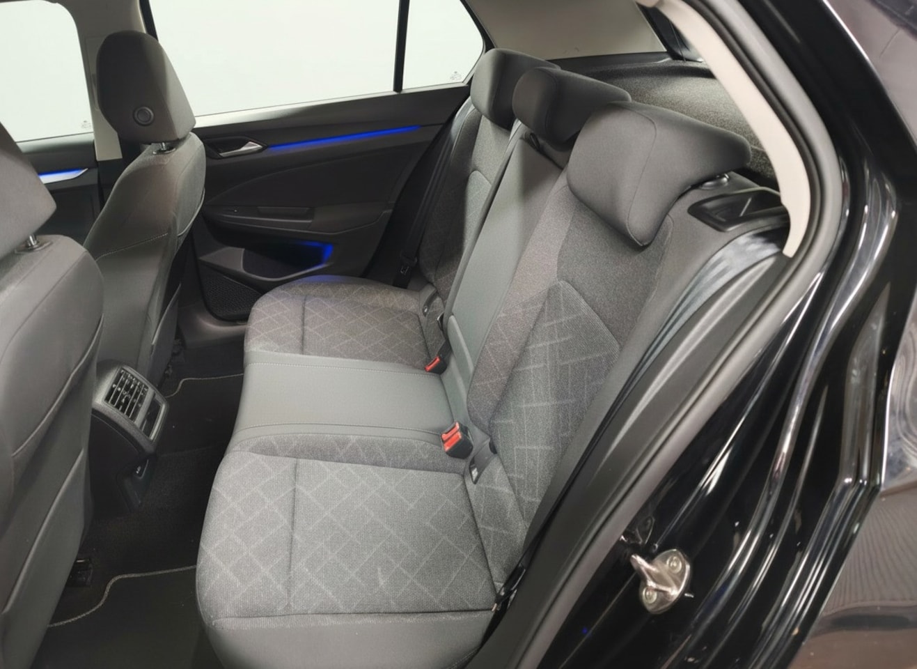 Volkswagen Golf - 1.0 TSI Life 1.0 TSI Life, ACC, Clima, Virtual, PDC, Led,