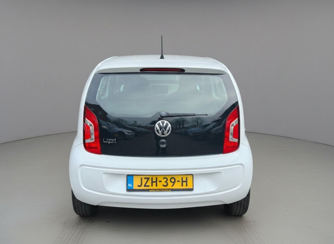 Volkswagen Up! - Club, Airco, LM, CV, EL Ramen. 1e eig