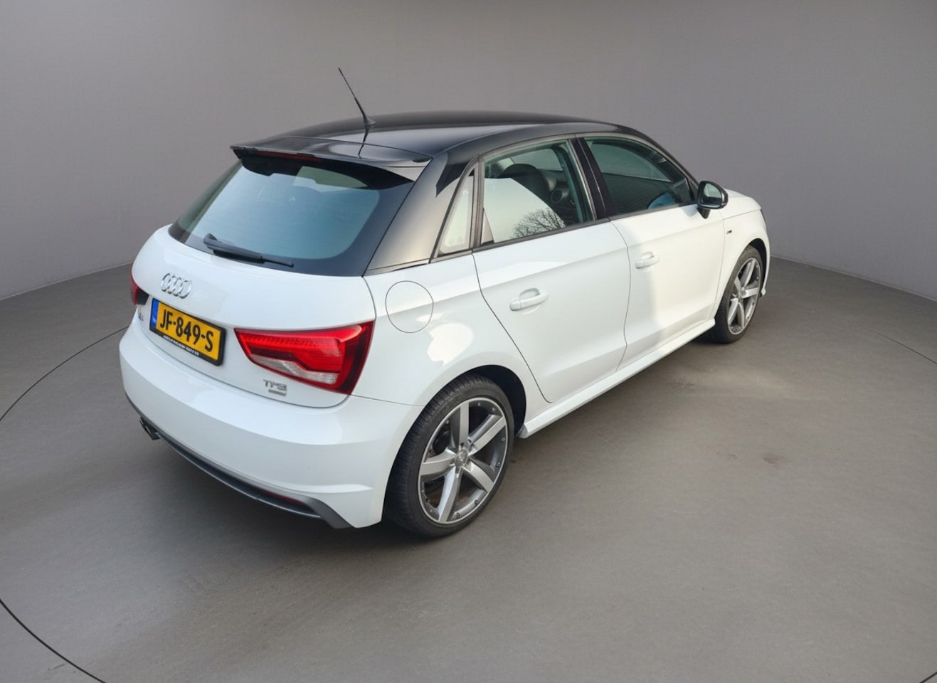 Audi A1 Sportback - 1.0 TFSI Adrenalin, Airco, Cruise, Navi, Bluetooth, NAP