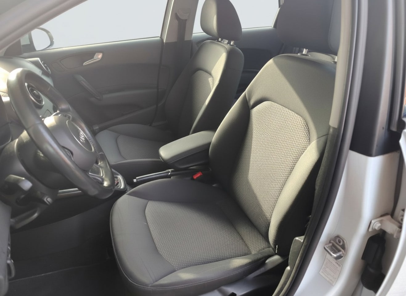 Audi A1 Sportback - 1.0 TFSI Adrenalin 1.0 TFSI Adrenalin, Airco, Cruise, Navi, Bluetooth, NAP