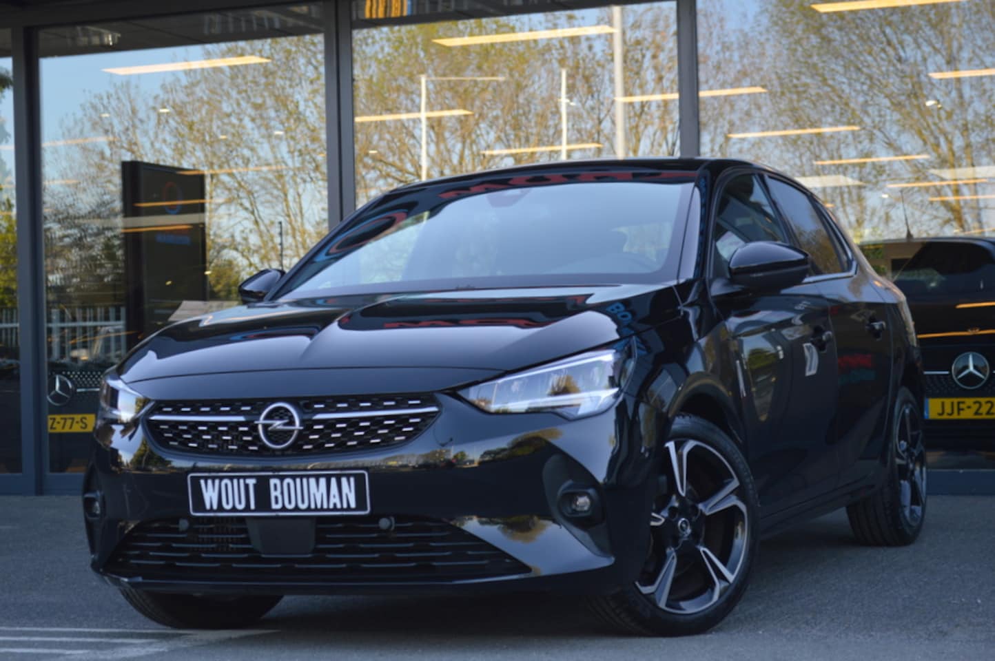 Opel Corsa - 1.2 Turbo 100 pk Elegance Led Panorama Camera CarPlay Pdc - AutoWereld.nl