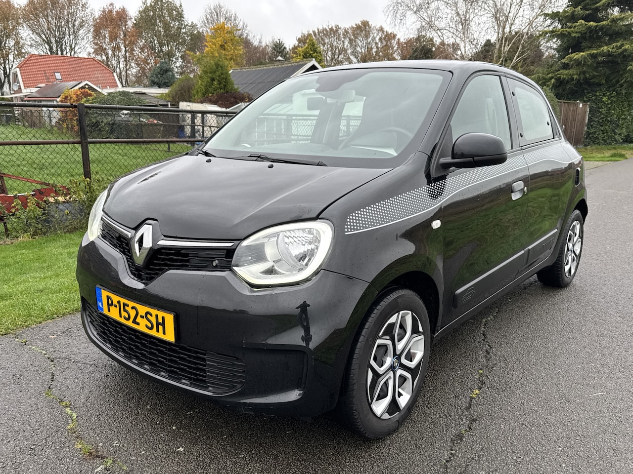 Renault Twingo Z.E. - R80 Collection NAVI/ECC/PDC/SOH 86% - AutoWereld.nl