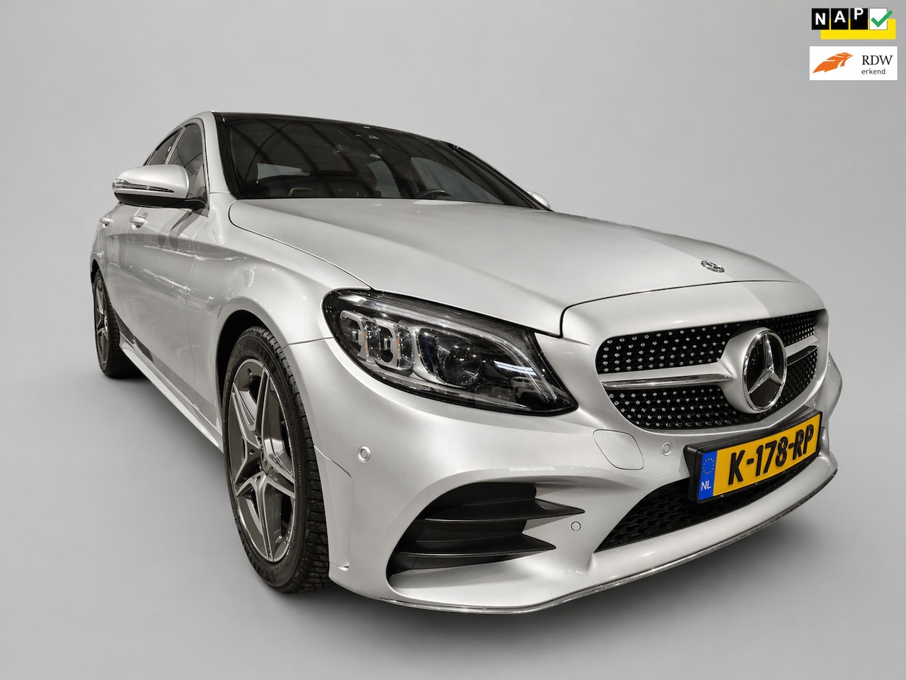 Mercedes-Benz C-klasse - 180 Business Solution AMG - Panoramadak - Leder - Navi - Camera - NL Auto - Incl BTW - AutoWereld.nl