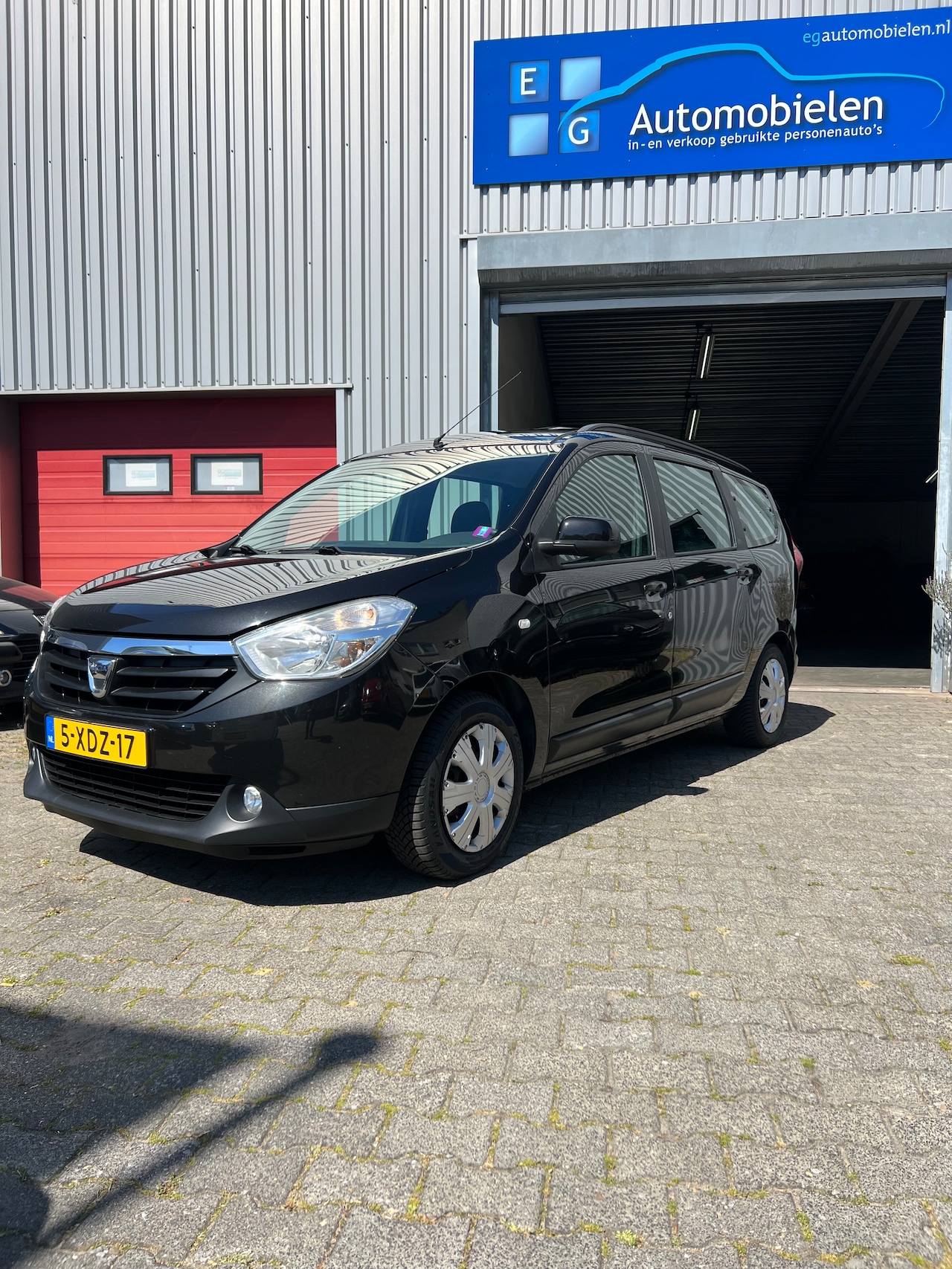 Dacia Lodgy - 1.2 Tce Lauréate 7p. Ruimtewonder - AutoWereld.nl