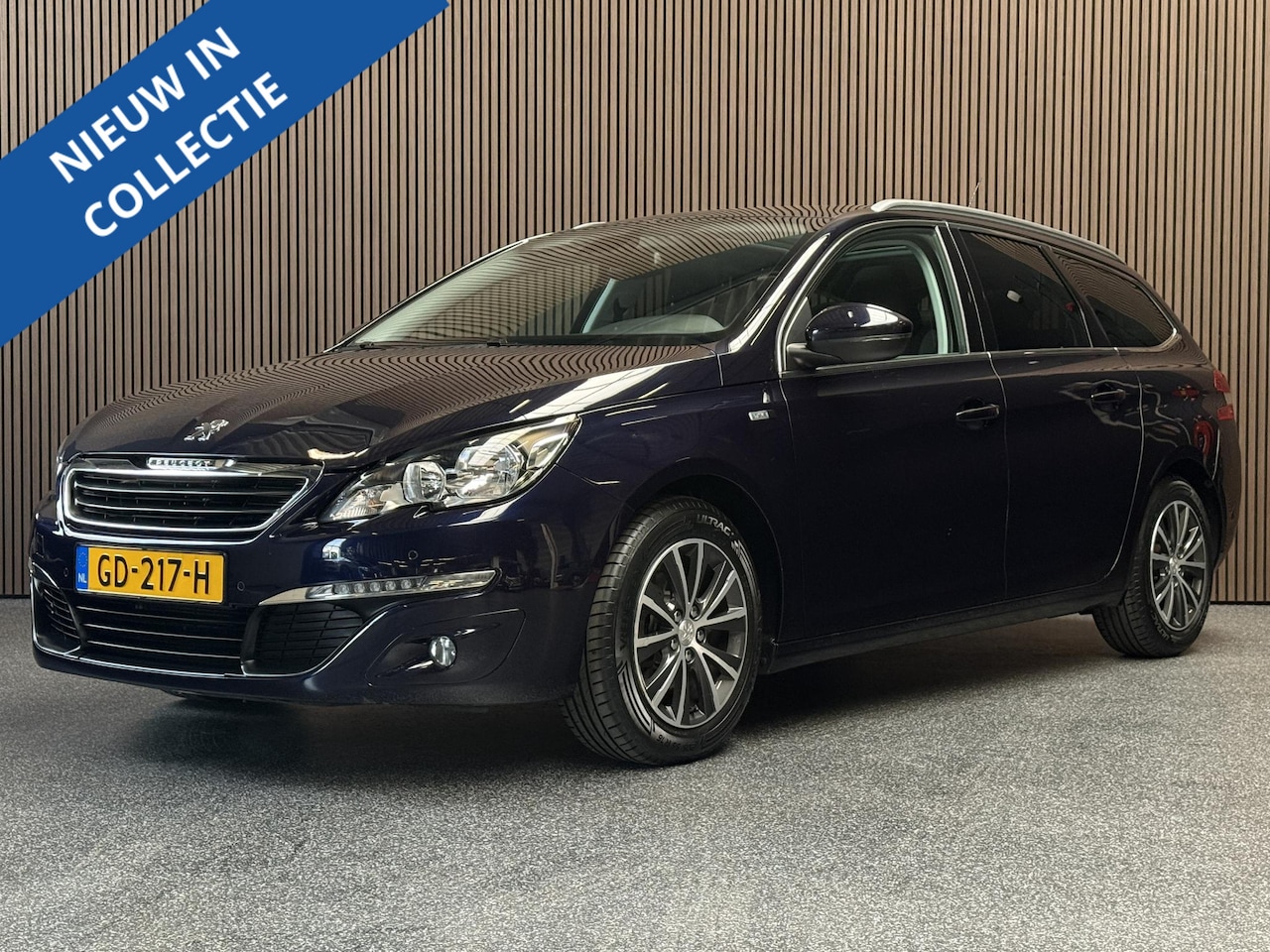 Peugeot 308 SW - 1.2 PureTech Style | Panorama | 1e eig | Camera | NL Auto - AutoWereld.nl
